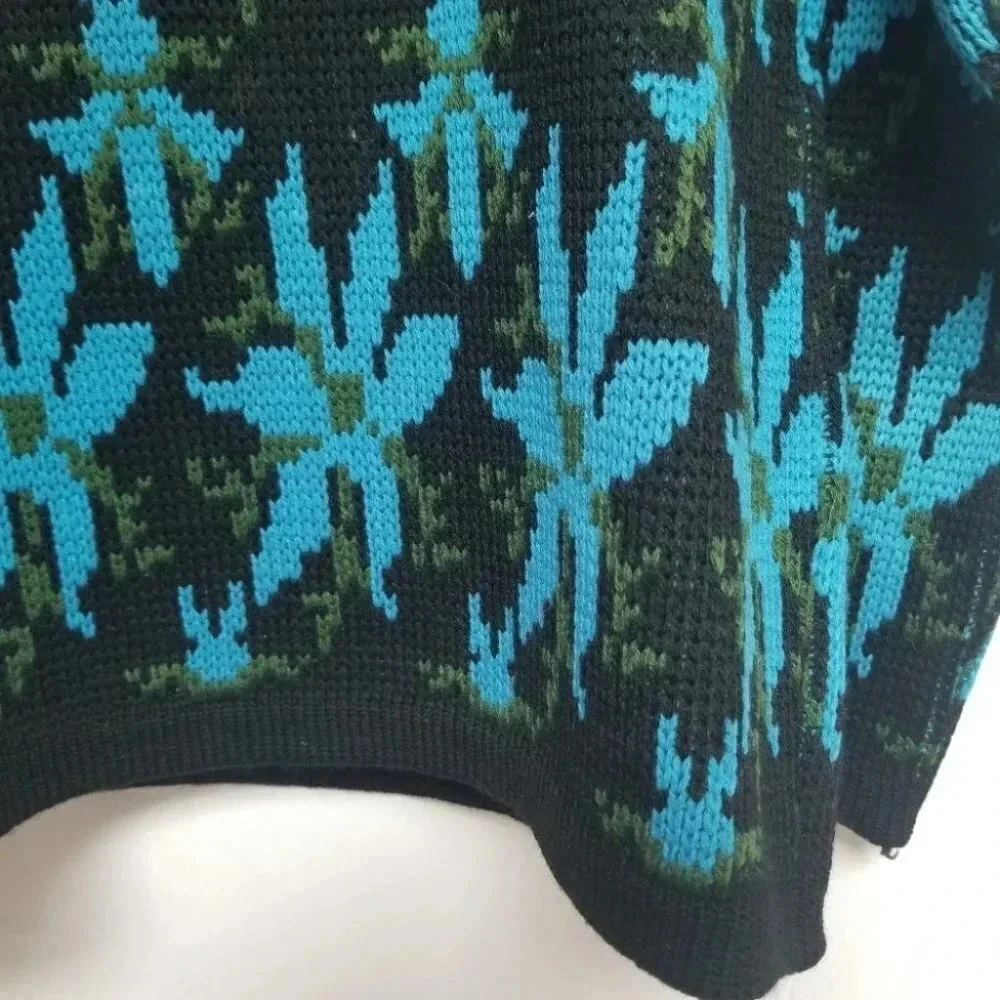 Hudson's Bay Company Vintage Sweater Blue Black Floral Print Ribbed  Knit - Picture 11 of 12